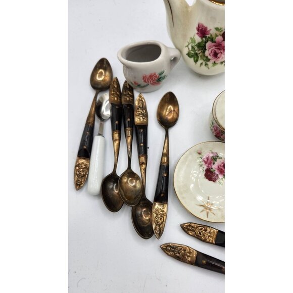 Lot of Miniature Tea Set & Brass/ Wood Spoons - Picture 3 of 7